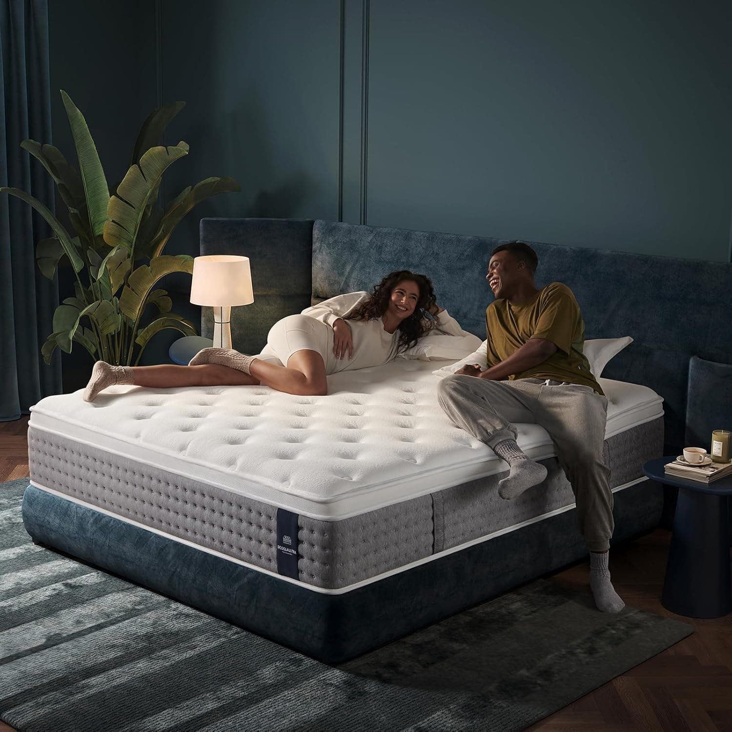 Queen Size Mattress 14 Inch, Medium Firm Hybrid with Memory Foam& Individually Wrapped Pocket Coils for Support,CertiPUR-US Certified,Fiberglass-Free
